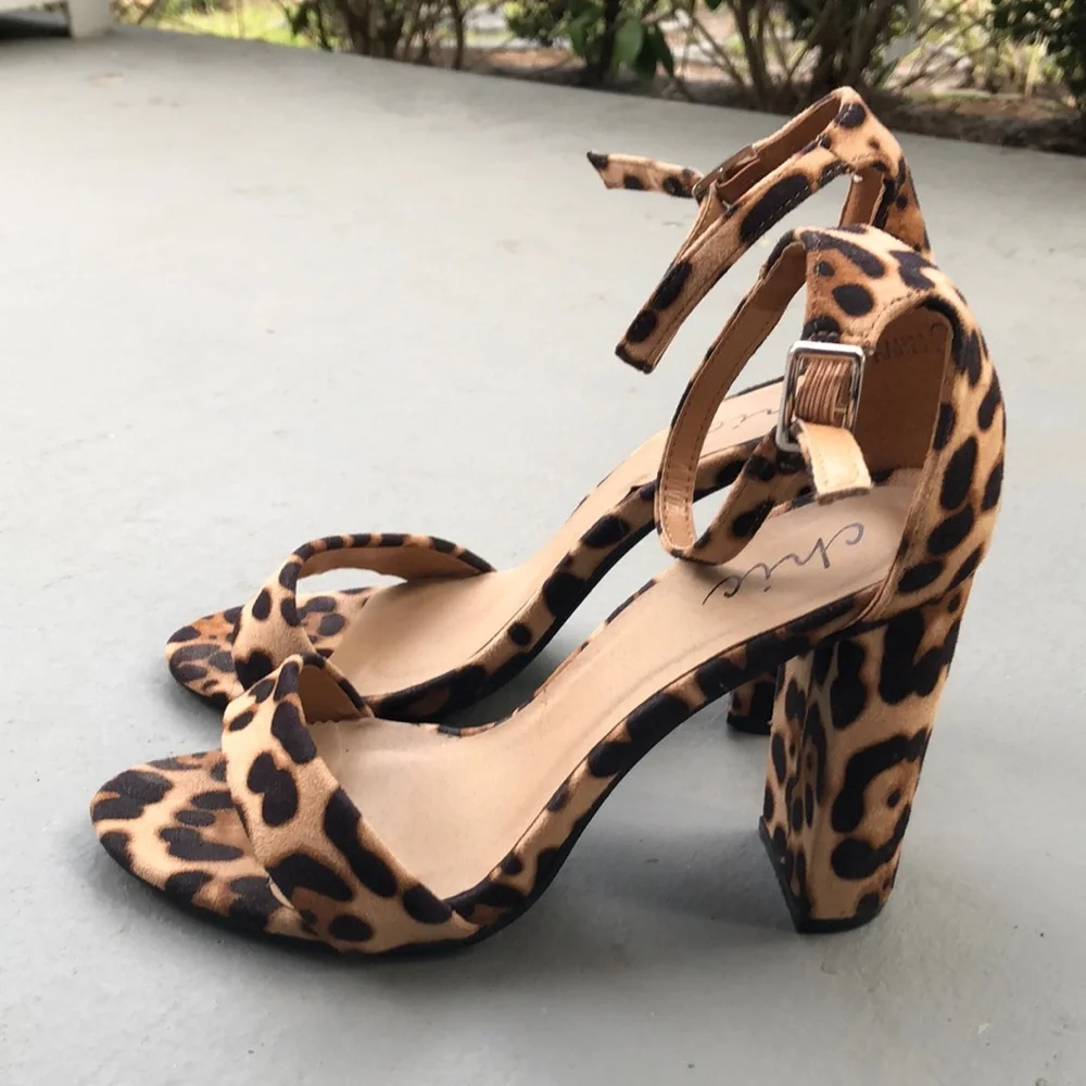 Leopard Print High Heels by Chic size 5 - Picture 1 of 4